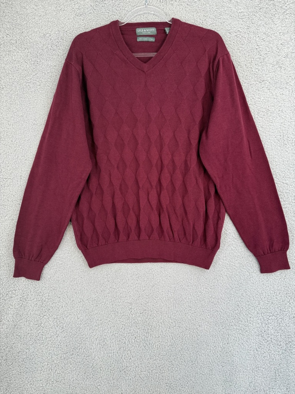 Lyle & Scott Scotland Men's Large V-Neck long sleeve Diamond Knit Sweater Maroon